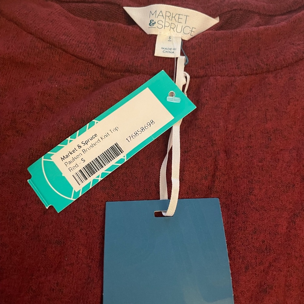 Maroon loose fit sweater